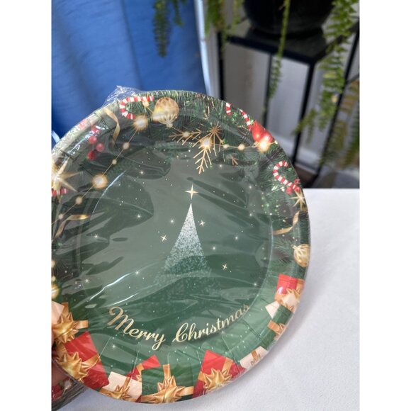 Christmas Party Supplies Set for 25 Ppl: Dinnerware, Decorations & Table Covers - Picture 6 of 8